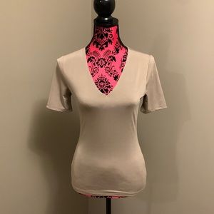 EXPRESS Body Contour V-Neck Tee Taupe NWT